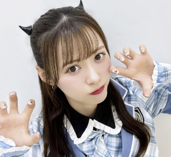 生田衣梨奈、ハロウィンにデビルコスでファンを魅了！“イタズラされたい”声続出