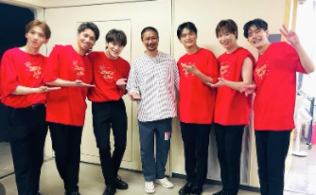 坪井慶介、旧友・青山のライブに感動！SHOW-WA全国ツアーを祝福