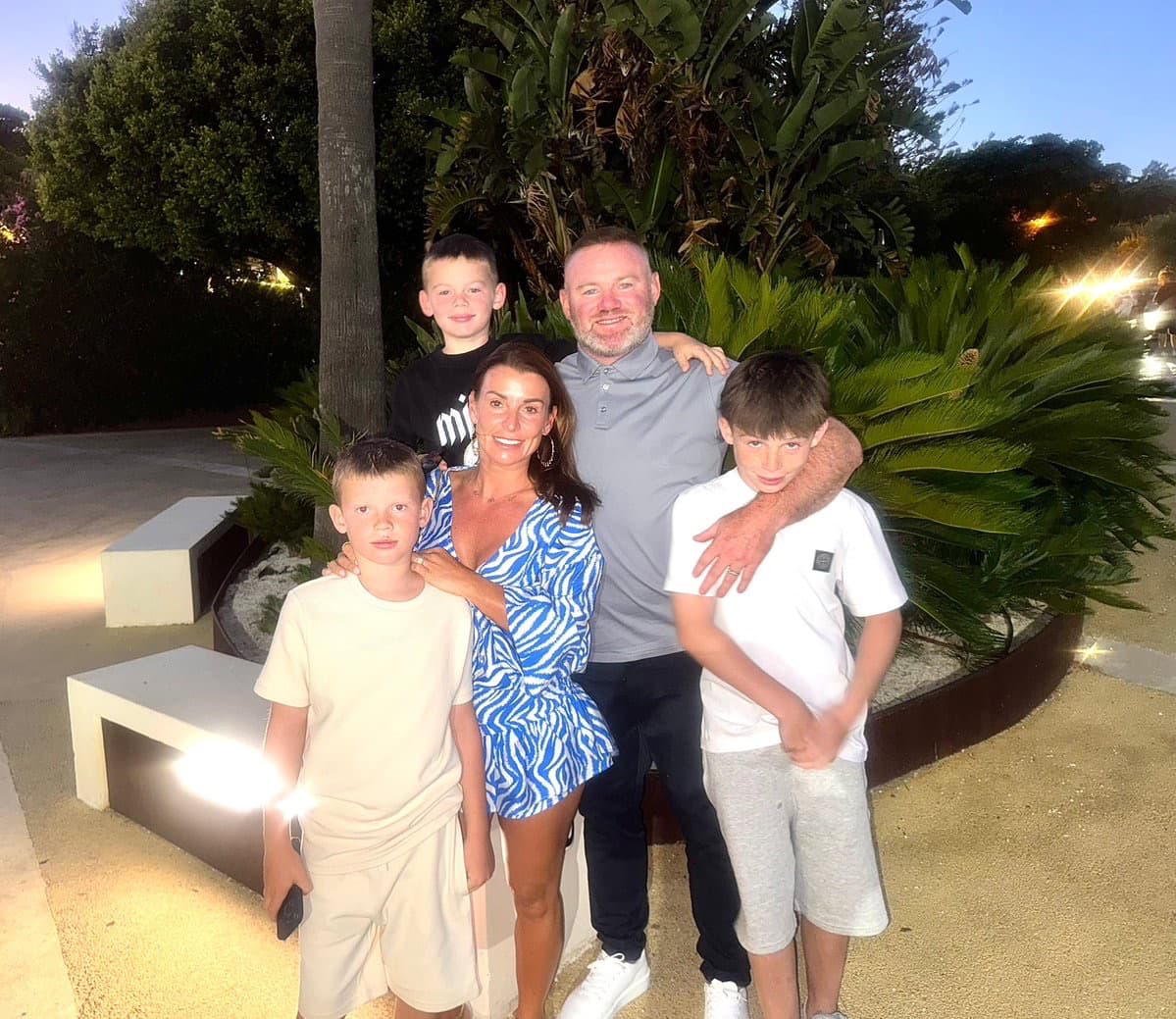 ルーニーが家族との笑顔ショットを公開　穏やかな時間にファンもほっこり