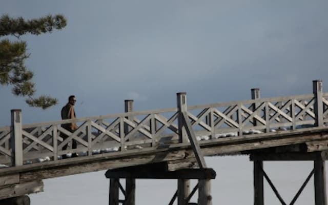 『日本一長い三連太鼓橋』中田英寿が巡る青森・鶴の舞橋の魅力