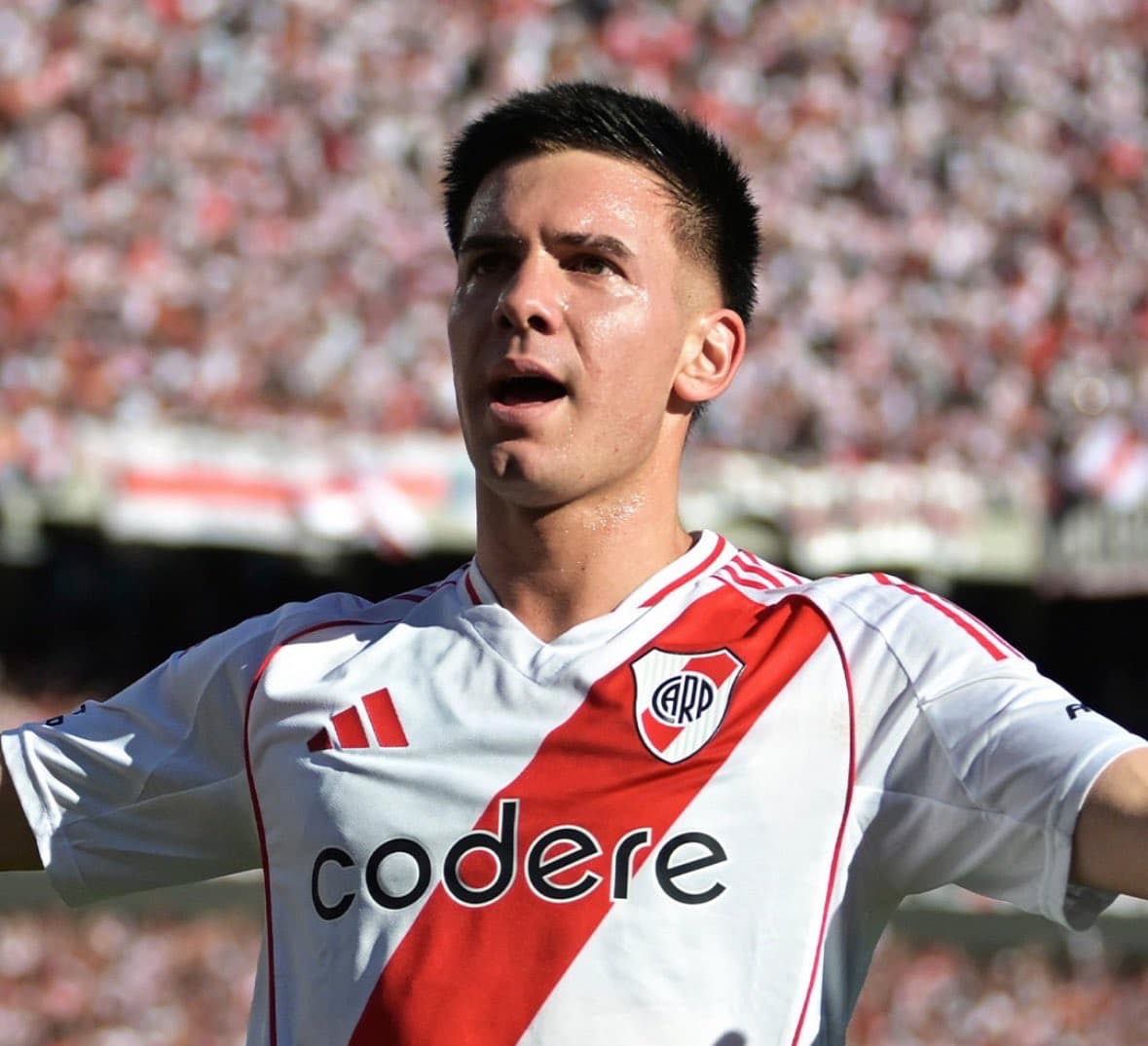 ロマーノが報道　マスタントゥオーノ、レアル・マドリード新加入選手として明日お披露目