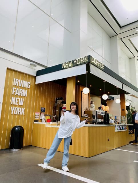 「NYで飲んだNEW YORK COFFEE」声優・竹達彩奈がニューヨークの思い出を投稿！すっぴん姿にファン胸キュン