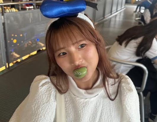 『みんな引くくらい食べる！？』美女ランナー、そびえ立つ”デカ盛りソフトクリーム・ショット”にファン驚愕！「高さがすごい」