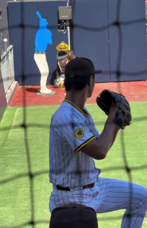 「明日から2日間は負荷を落として調整？」MLBジャーナリスト・山田結軌、先発から2日後にブルペン投球を行うダルビッシュ有の様子を公開！