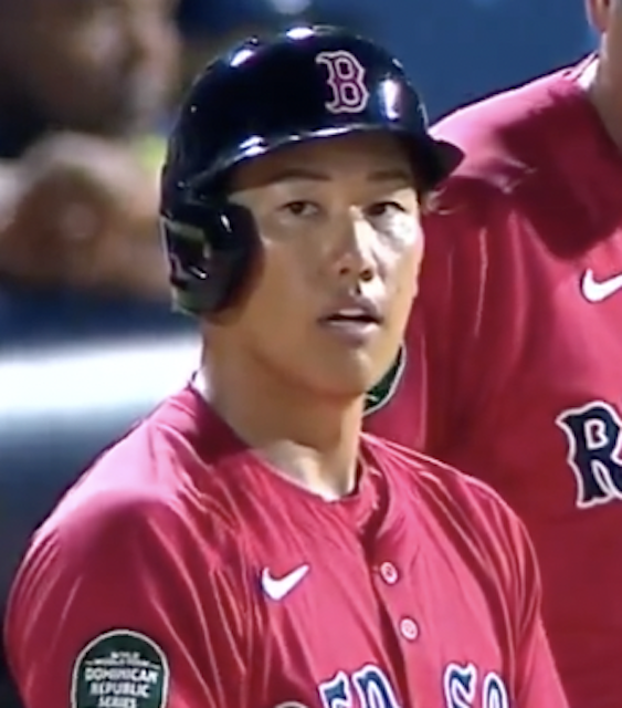吉田正尚がドミニカでのOP戦でヒット