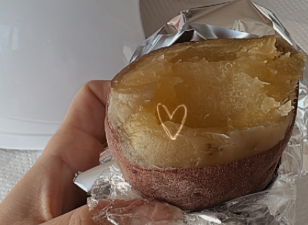 「美味しそッ♡」木下優樹菜、ホクホク焼き芋ショットにファン興奮！