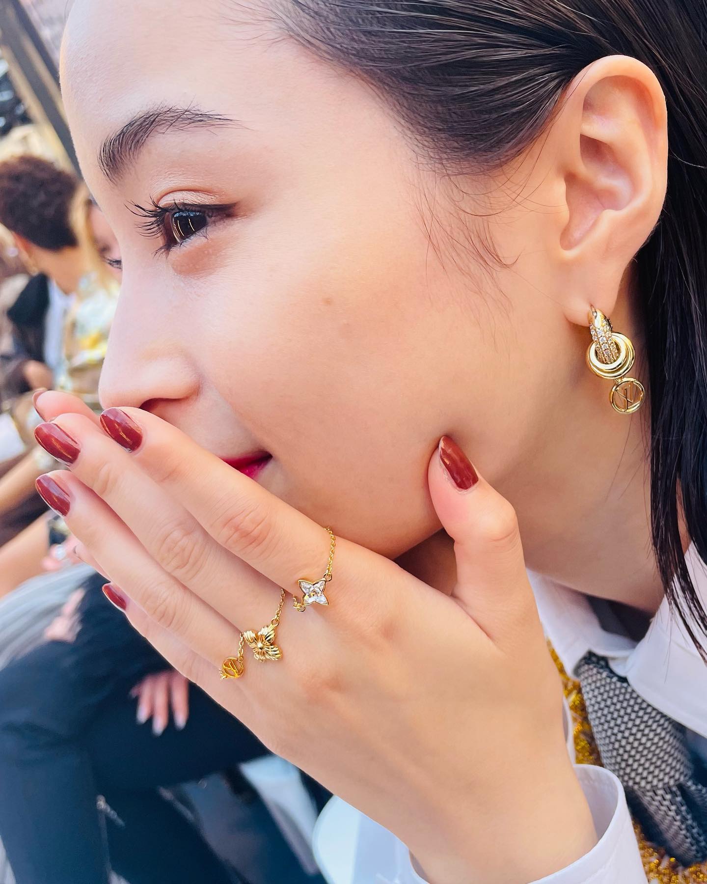 「天使がパリに舞い降りてしまった」広瀬すずがLVのショーに出席🇫🇷