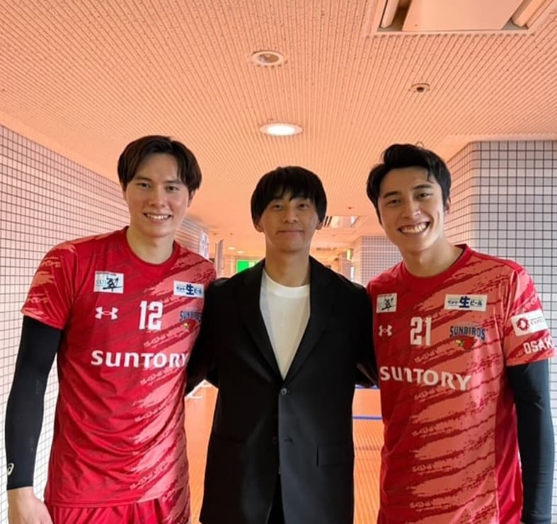 「みんな同じ高校⁉」髙橋 塁がイケメン揃いの写真を公開！