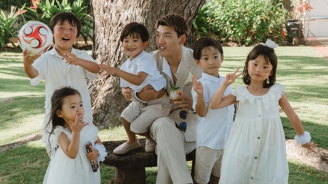 「まるで父親の顔」…トップアスリートが見せた“優しすぎる眼差し”にファン悶絶