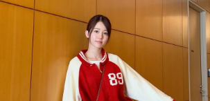 初の赤い服姿にファン歓喜！川口葵、「あおいとあかい」ユーモアたっぷり投稿