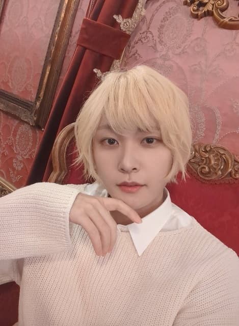 「〇〇の写真残ってました。」イケメン声優が王子様のような写真を公開