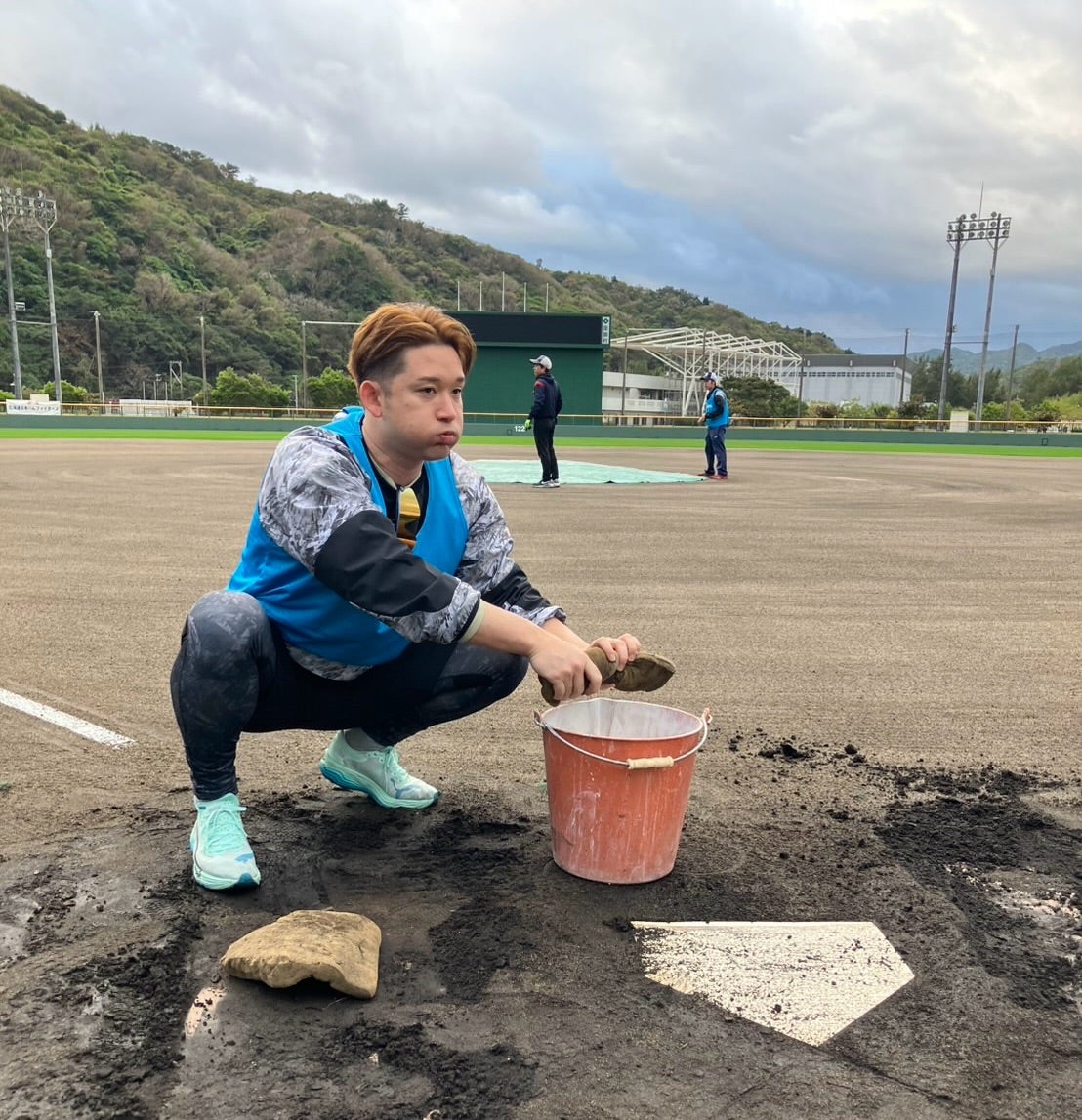 「原点回帰」杉谷拳士、取材する側でファイターズのキャンプへ