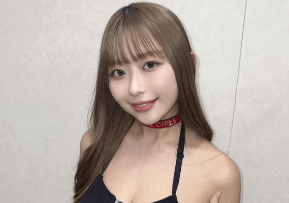 「初ラウンドガールデビュー緊張しました…」人気コスプレイヤーの蒼猫いな、”ヘソ出し・美BODYショット”にファンKO！