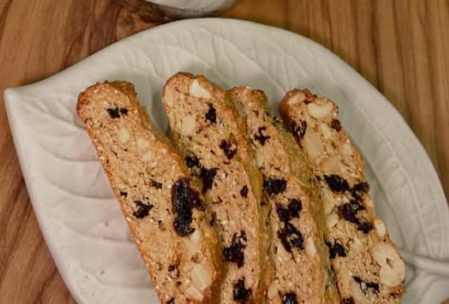 イタリアの伝統菓子を自作！？歌手・工藤静香の自作料理にファン大熱狂！