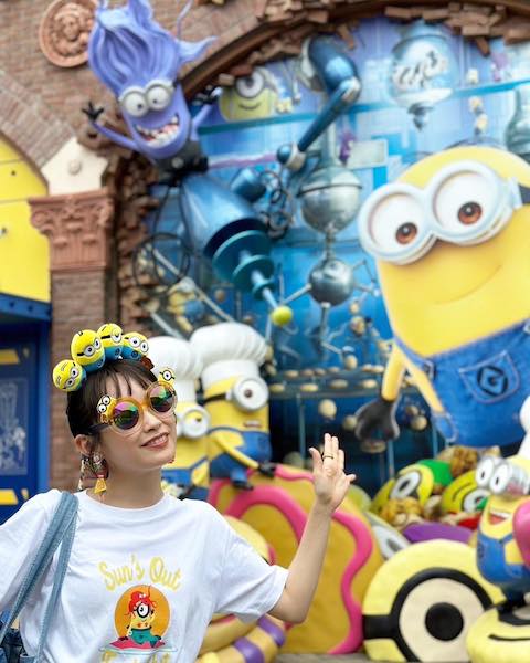 高橋愛 ミニオンづくしでUSJを満喫🍌💕