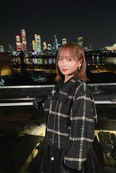 齊藤京子、夜景バックのオフショットにファン悶絶