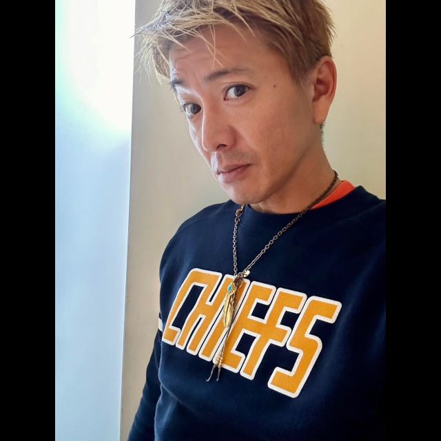 木村拓哉、懐かしCHIFESのトレーナーを着て自撮り「趣味が変わらないから、着られて嬉しいっす。」