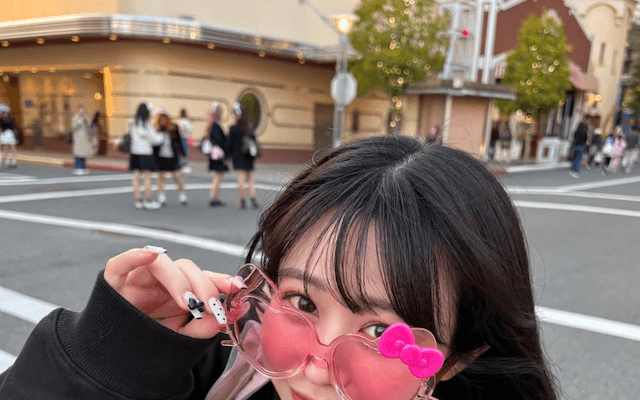 CUTIE STREET 佐野愛花がユニバを堪能！ファンからは可愛すぎて身バレの心配も...