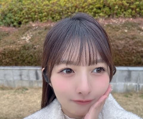 「冬の夏音ちゃんも良すぎる！」≠ME 河口夏音の〇〇風自撮りをファン絶賛！