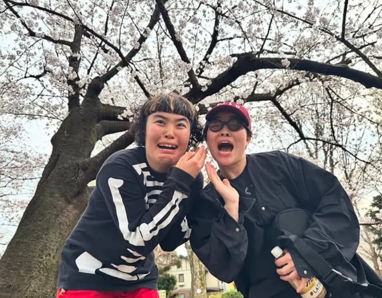 「番組以外でもお付き合いしてるんですネ」イモトのオフショットにファン釘付け‼