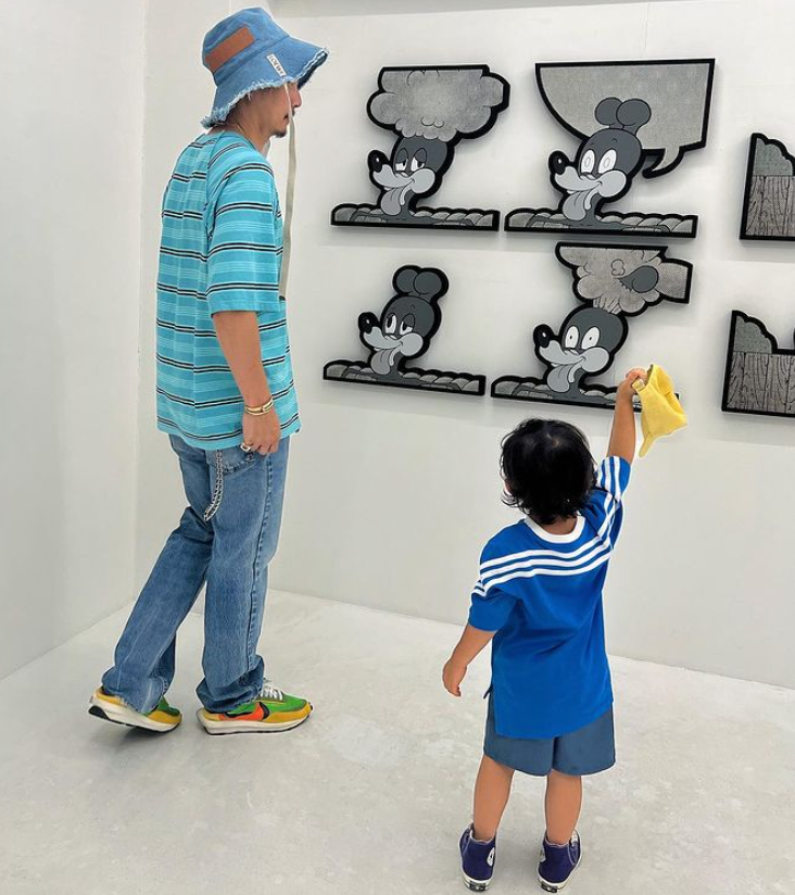 芸能界引退を発表のEXILE黒木啓司さんが”パパアカウント”を新設👶💖「啓司パパ💙」「嬉しいです🤗❤️」