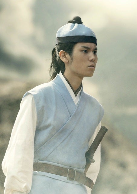 映画「キングダム」が萩原利久の誕生日を祝福👏