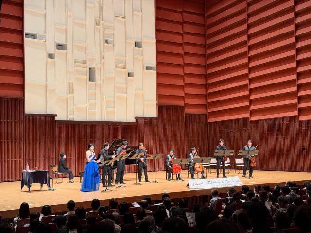 高嶋ちさ子、青のドレスで魅了！いわき初日公演は満席＆大成功！