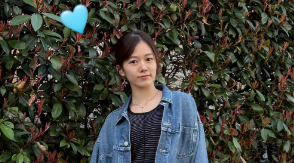 「靴下すら可愛いってどういうこと⁉」川口葵、2色買いワンピース姿にファン悶絶