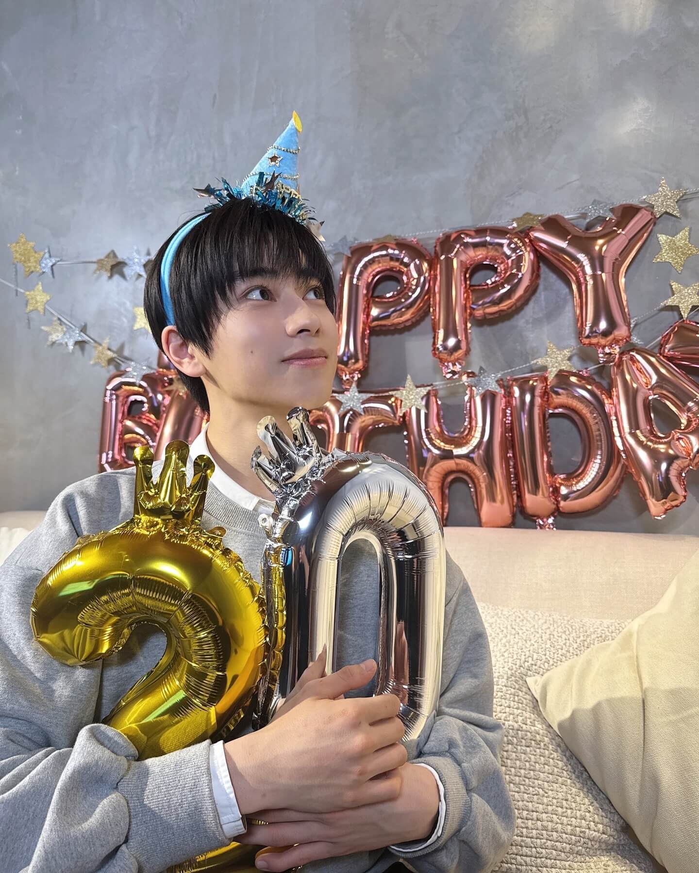 仮面ライダー俳優・本島純政、ハタチの誕生日記念で生配信！