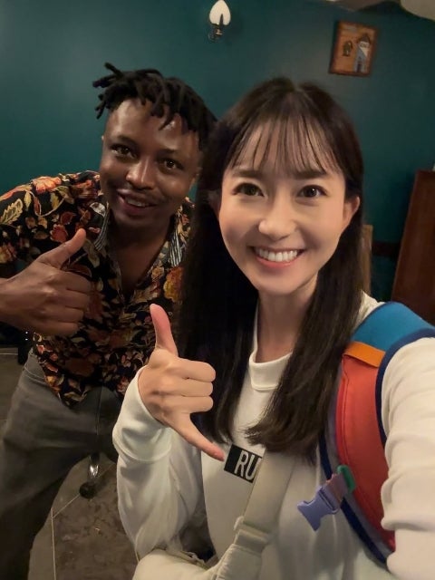 「飛行機の中で泣いていた。怪しすぎる笑」長谷川朋加、無事日本帰国報告もタンザニアロス！？