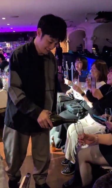 キングコング西野、ホリエモンミュージカル『ブルーサンタクロース』に感動！「前向きなストーリーで素敵だった」と絶賛