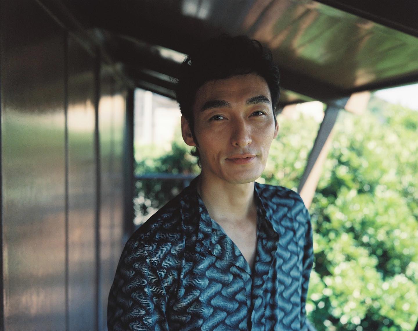 草彅剛が約4ヶ月ぶりにインスタ更新📸キメ顔に「つよポン💛ステキ😍😍😍」