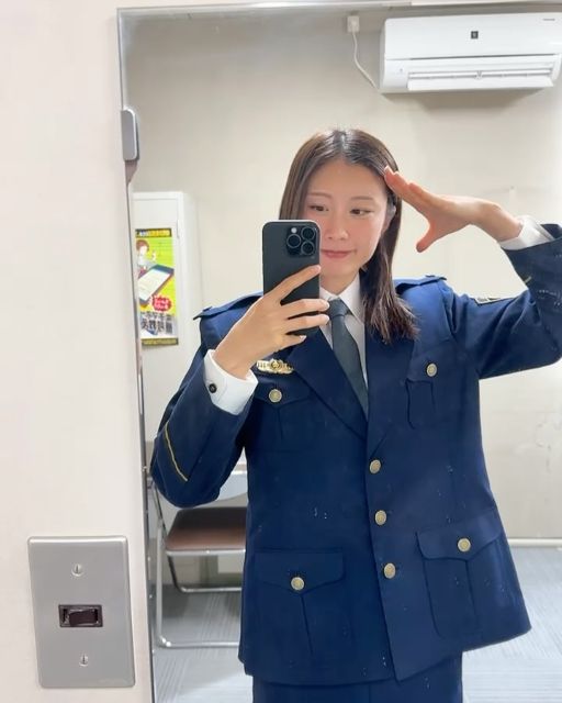 ニッパツ横浜FCシーガルズ・吉田凪沙が一日警察署長に！かわいすぎる敬礼にファンメロメロ