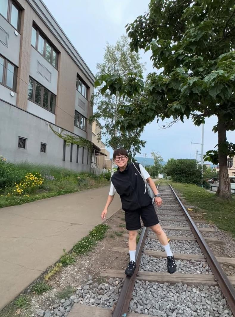 「小樽で美食と夜景満喫」北國ハニービー石川・對馬おとめ、北海道旅の様子を公開