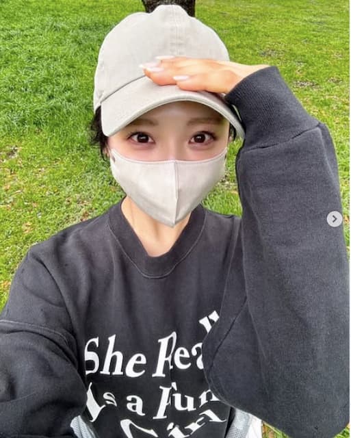 小栗有以がランニング中の桜ショットを投稿！