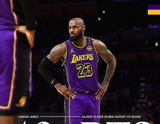 レイカーズがウォリアーズに勝利！レブロンはジョーダンの記録を抜く