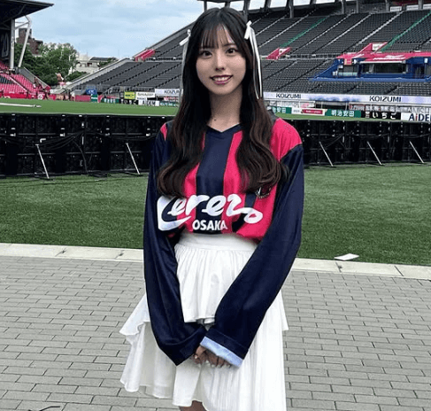「超可愛くできたっ」」サッカー美女子・高田裕香、考案した”乙女ユニフォーム姿”に反響続々「めっちゃ可愛いし！」