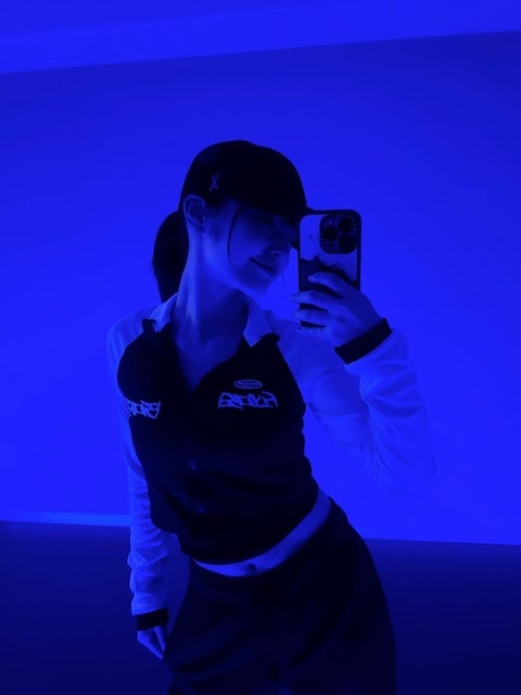 「見てしまった」豊嶋花、“おへそチラ見せ”ダンスオフショットにファンからコメント続々