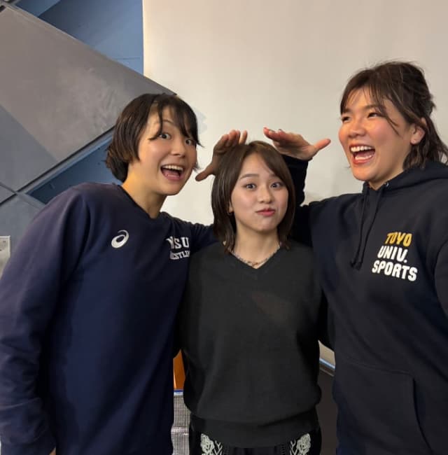 村上茉愛がレスリング金メダリストの試合を観戦「他競技の試合見るのも新鮮！！」