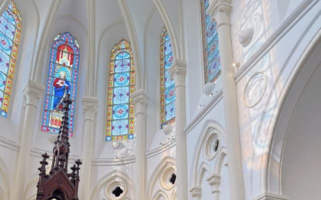 元AKB48・内田眞由美が香港へ「今まで経験した結婚式とは違って印象的でした」