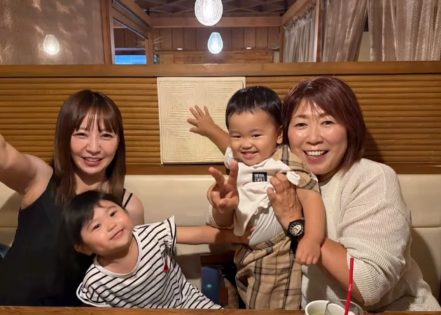 笑顔あふれる誕生日会！山田幸が女子プロボウラー仲間と特別な時間