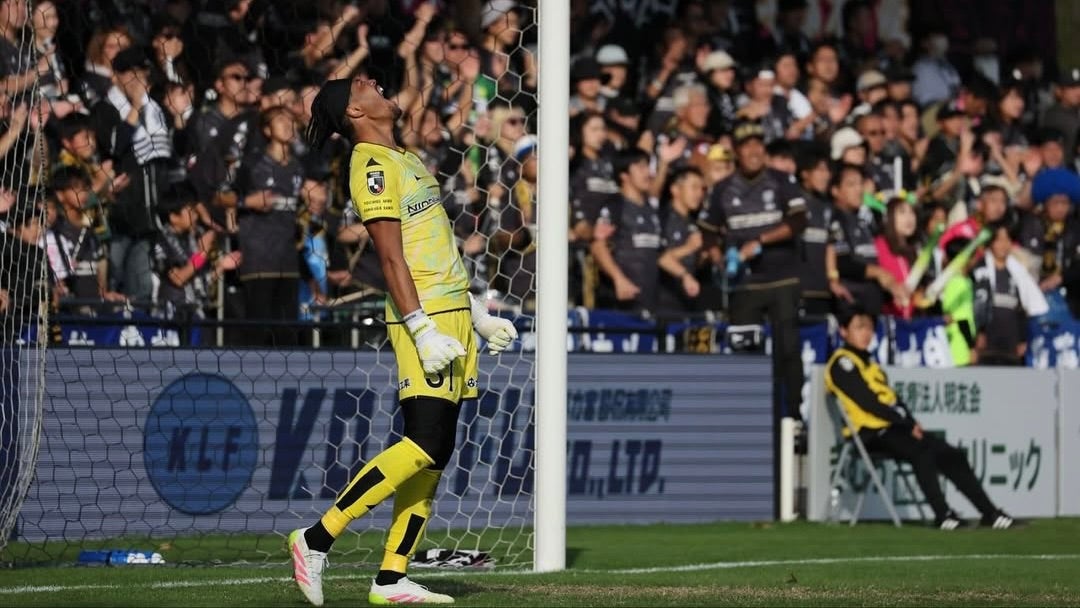 栃木シティ、GK相澤ピーターコアミと契約更新！J3初優勝の守護神が“悔しさ残したJ2”再挑戦へ