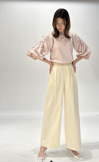 185cm木村沙織 圧巻のスタイルに驚きの声「脚ながすぎ」「スタイル超綺麗…」