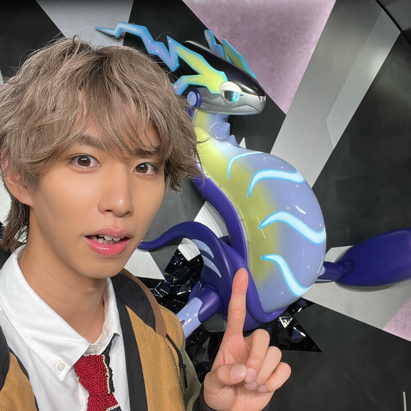 はじめしゃちょーが池袋に出現❗️新作ポケモンに胸が膨らむ🎉