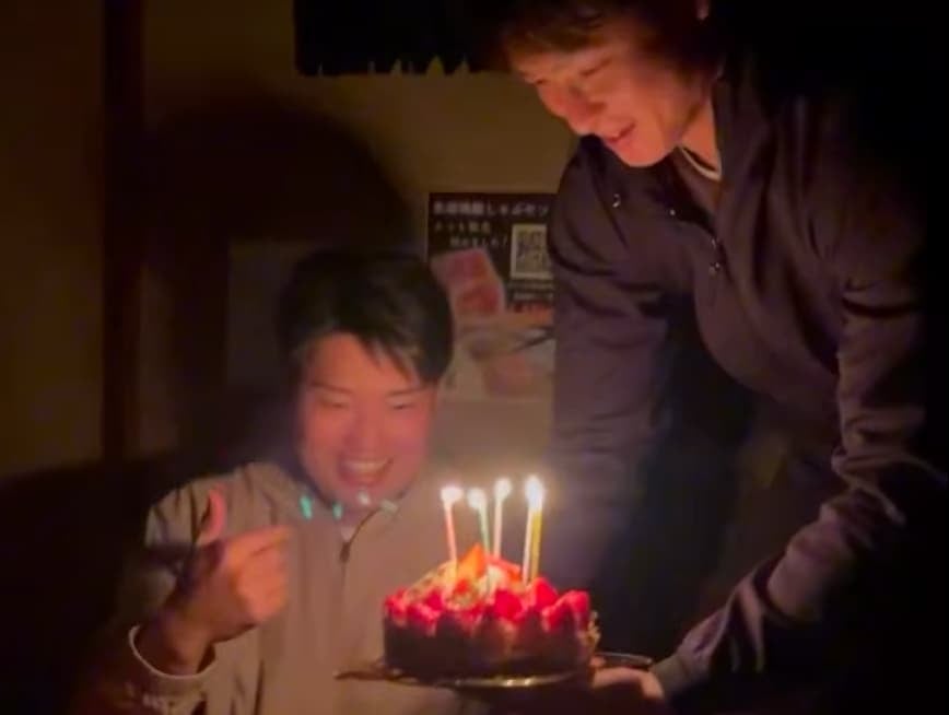 村上宗隆　チームメイトからサプライズ！！ヤクルト・塩見が動画を公開！