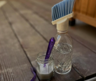 香坂みゆき、休日の大掃除！「サボってたサッシのレール掃除する」