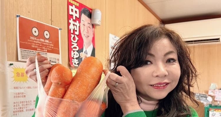 「すごい量！！！」ハイヒールモモコが挑戦した爪放題写真に称賛の嵐！！！