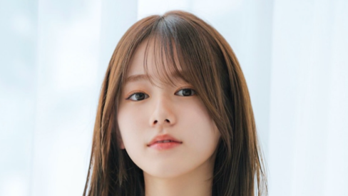 川口葵が“大人っぽショット”を披露！透明感あふれる新たな一面にファン絶賛「まるで女神降臨」