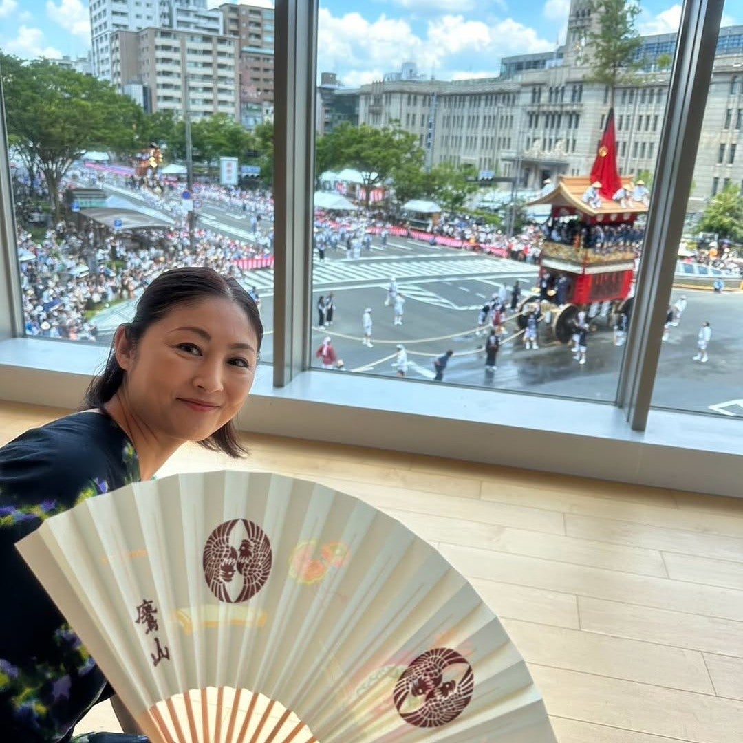 常盤貴子が京都を訪れ祇園祭を堪能！変わらぬ美しさが話題に