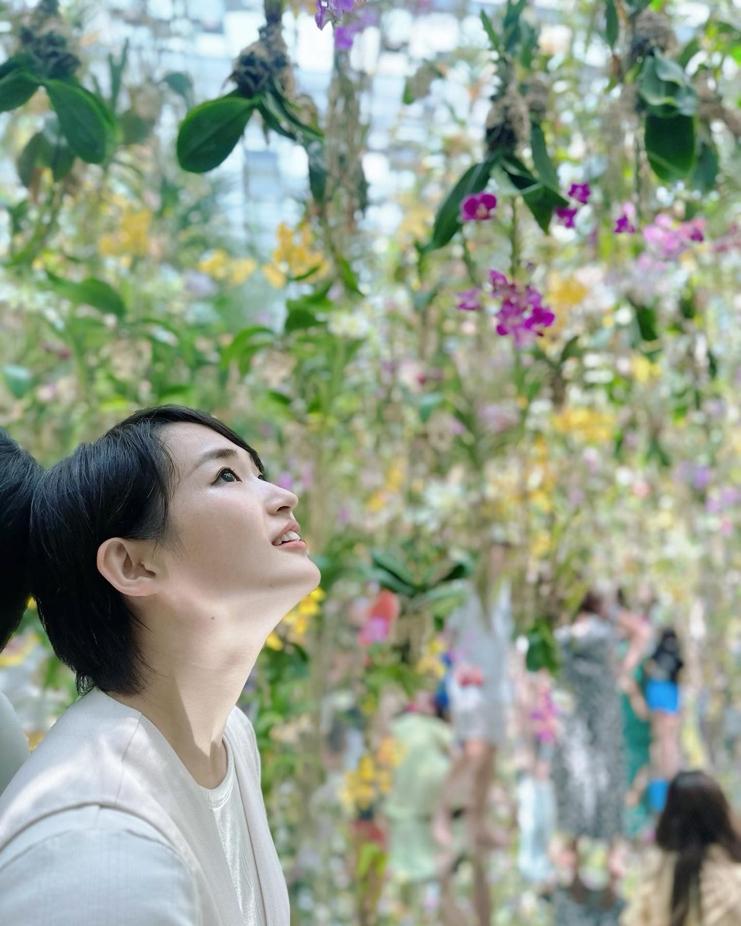 清水希容「花を見て綺麗だと想える心豊かな人になりなさい」オフショット公開